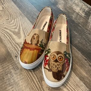 Streetfly Owl Slip On Shoes